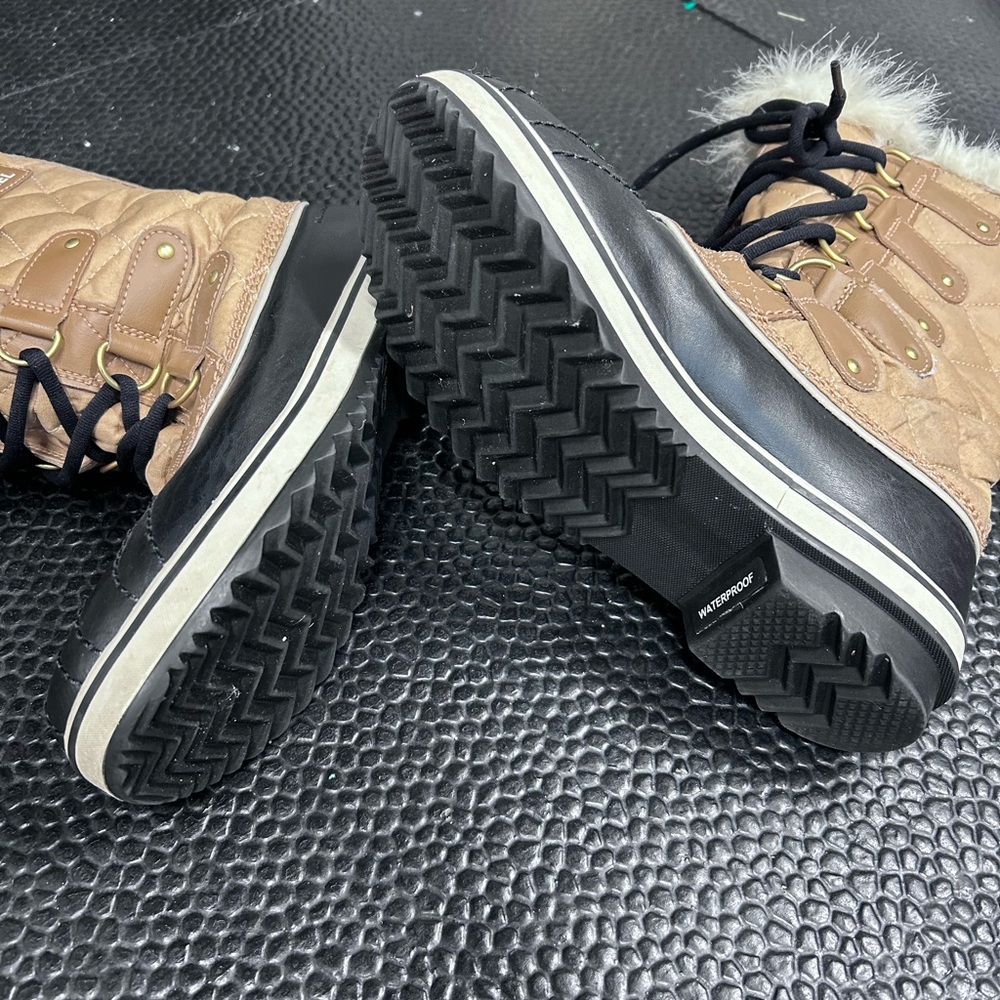 Sorel Tofino II Boots Tan Black Waterproof Winter Snow Faux Fur Size 8 - Picture 7 of 7